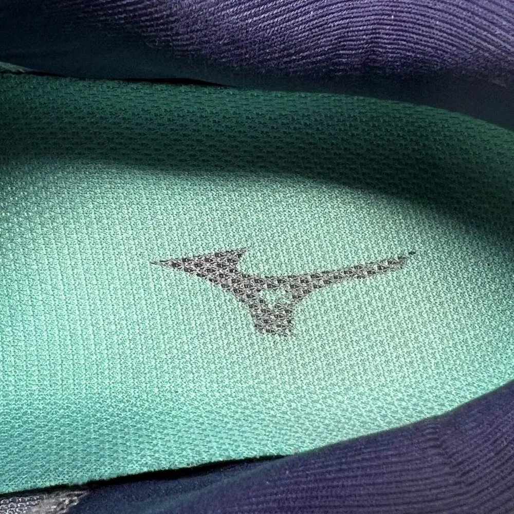 Mizuno pair women